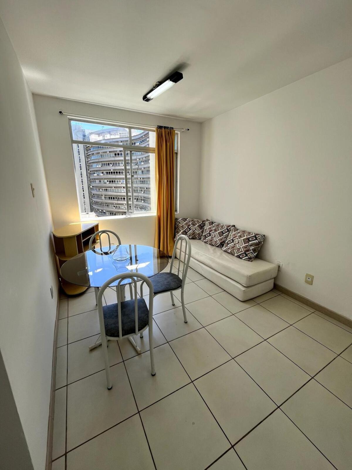 Apartment De Dois Quartos No Centro